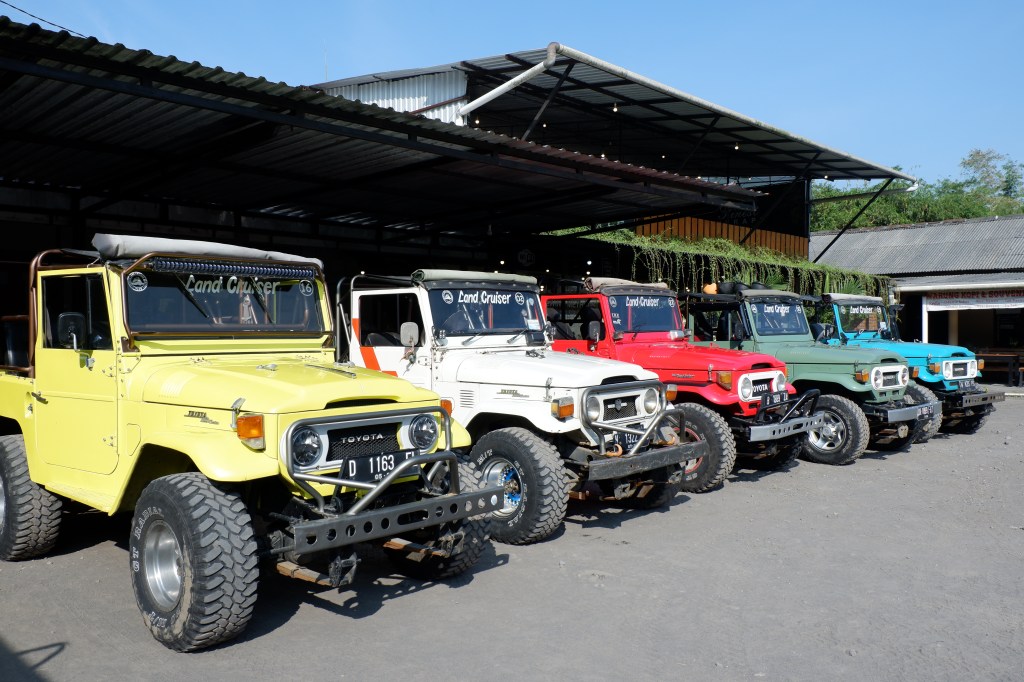 jeep merapi